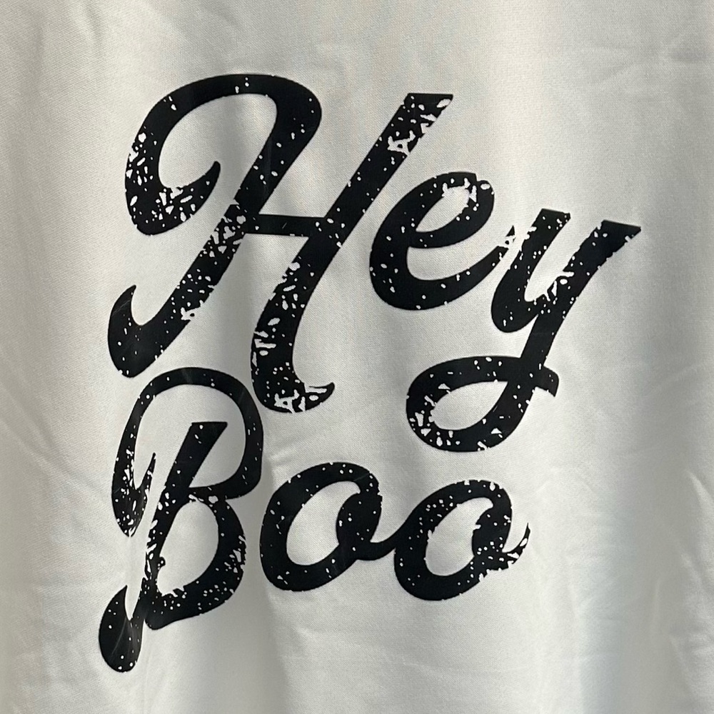 NO BRAND SHOWN size 4X* “Hey Boo” WHITE Sweatshirt - Picture 4 of 4